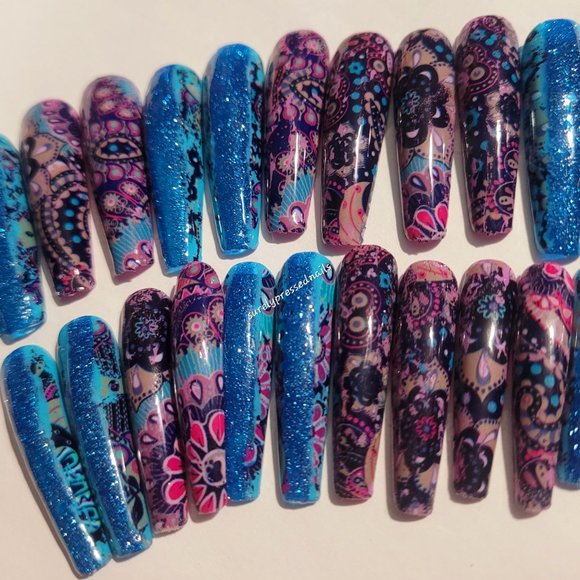 Blue Shimmer and Purple Mystique Abstract Distressed Design Xl Ballerina Nails - Picture 3 of 4